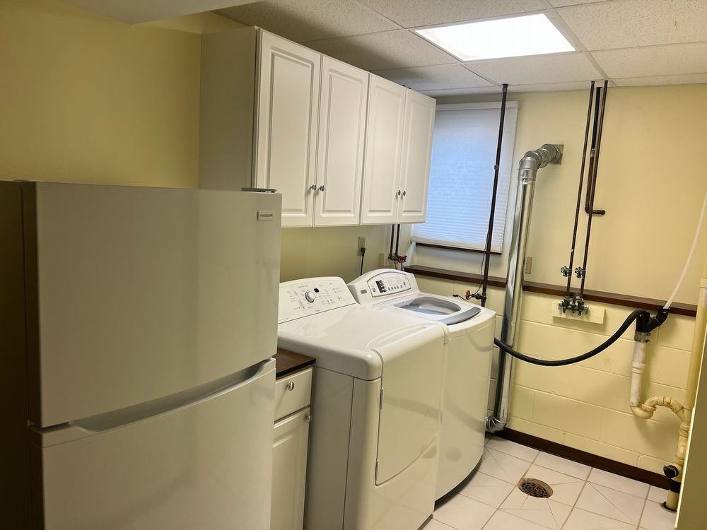 4225 Lodgepole Dr - Photo 4 of 7