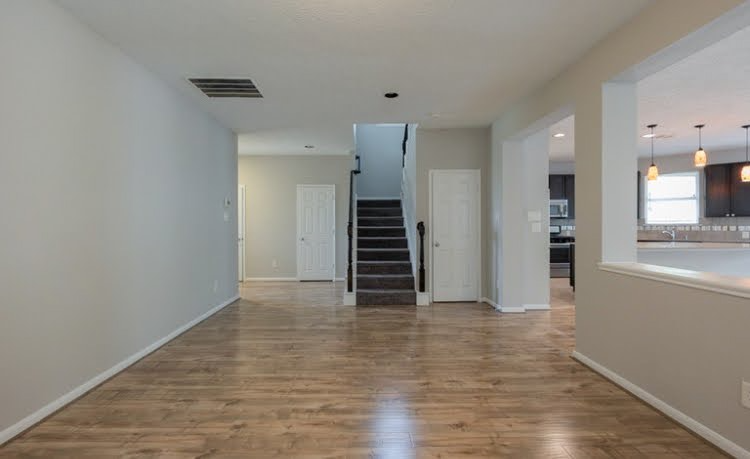 15835 Copper Springs Ln - Photo 2 of 11