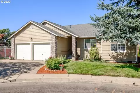 1160 Scott Ct - Photo 2 of 28