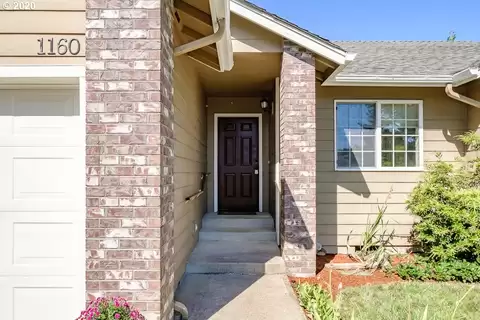 1160 Scott Ct - Photo 3 of 28