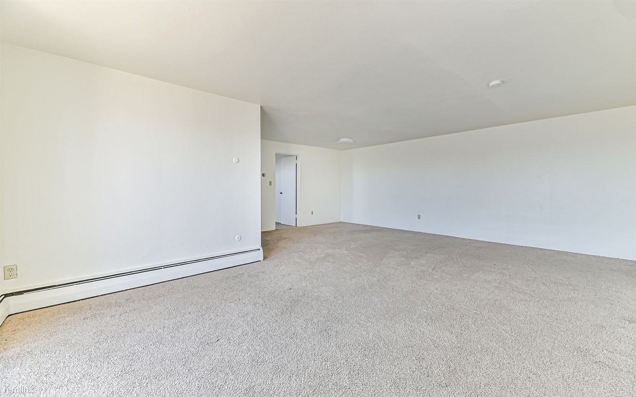 11670 Frankstown Rd #15 - Photo 3 of 9