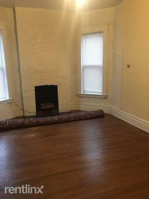 728 S Burdick St - Photo 2 of 5