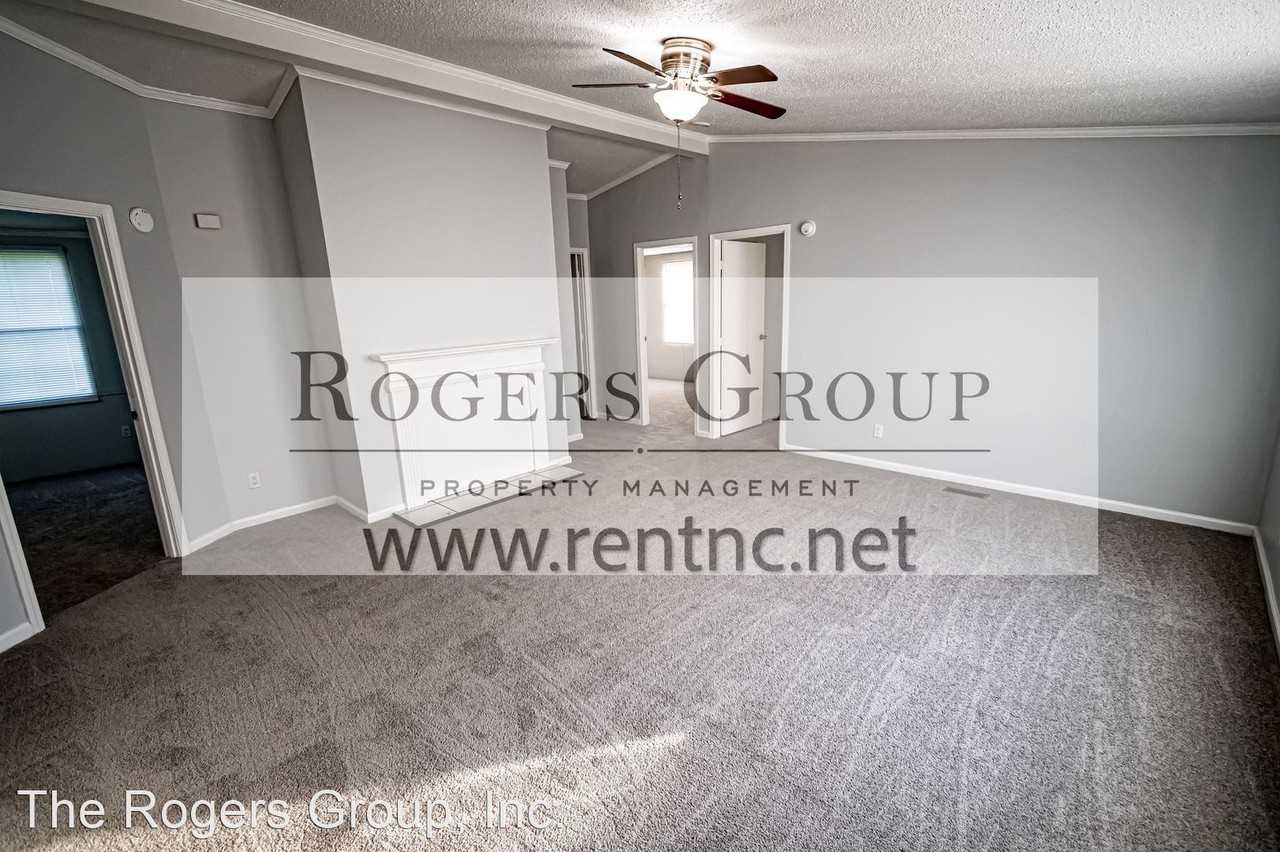 33 Plum Ln - Photo 3 of 7