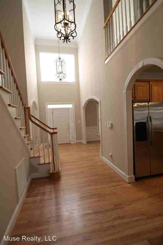 338 Third Baxter St - Photo 3 of 21