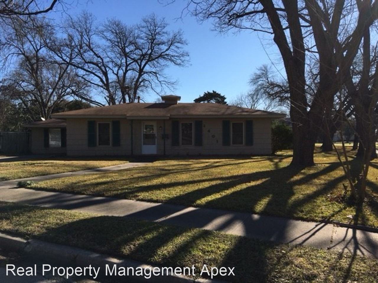 1401 Springdale St - Photo 2 of 25