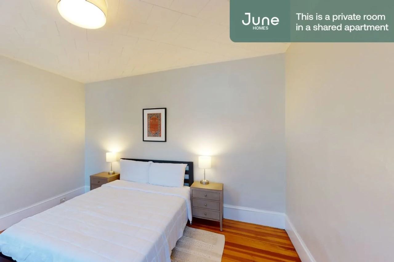 Room for rent. 31 Craigie Street - Photo 3 of 20