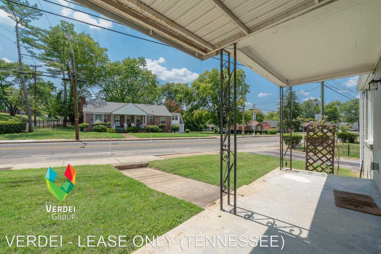 1720 Dr Db Todd Jr Blvd - Photo 2 of 49