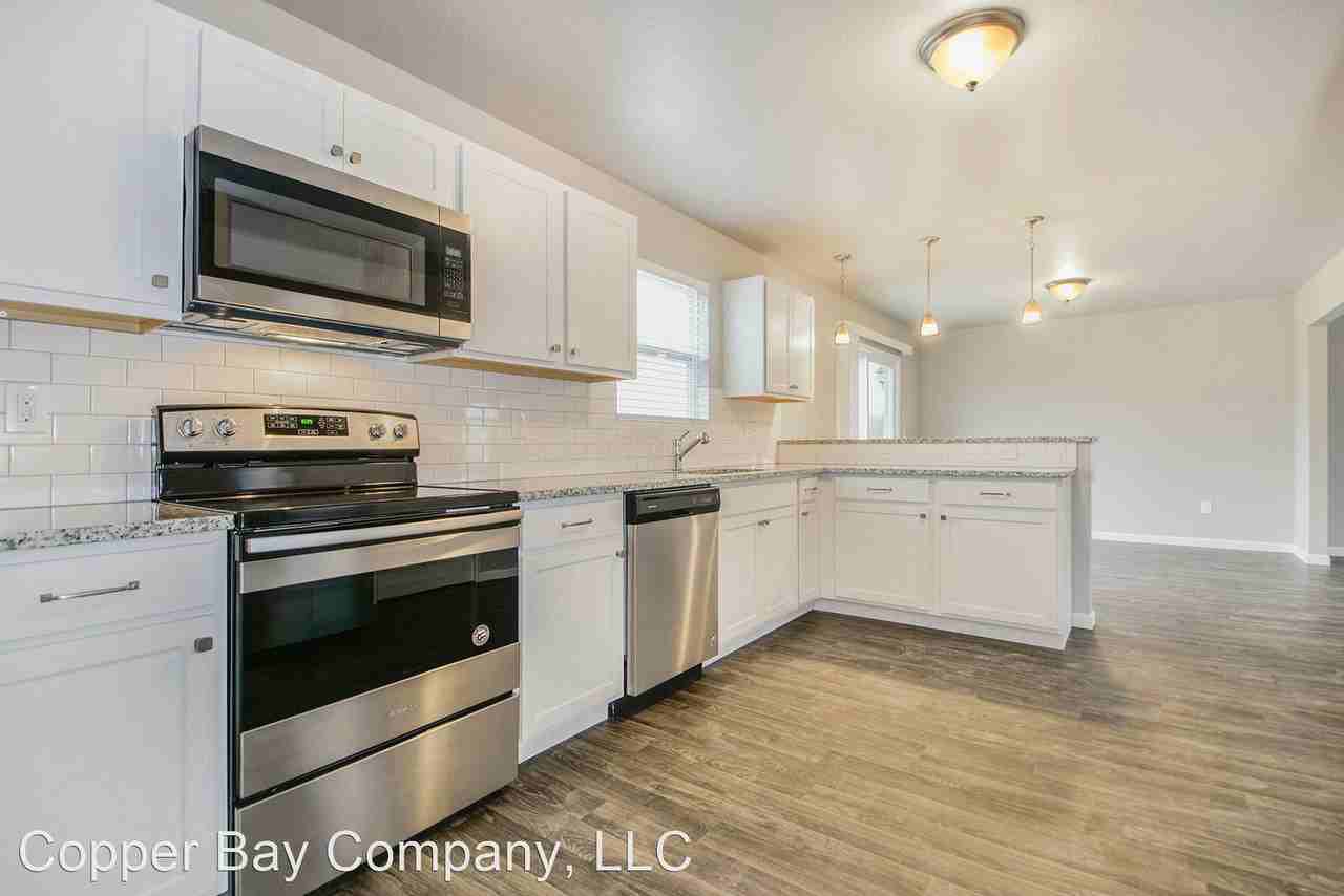 10691 Woodbushe Dr - Photo 2 of 27