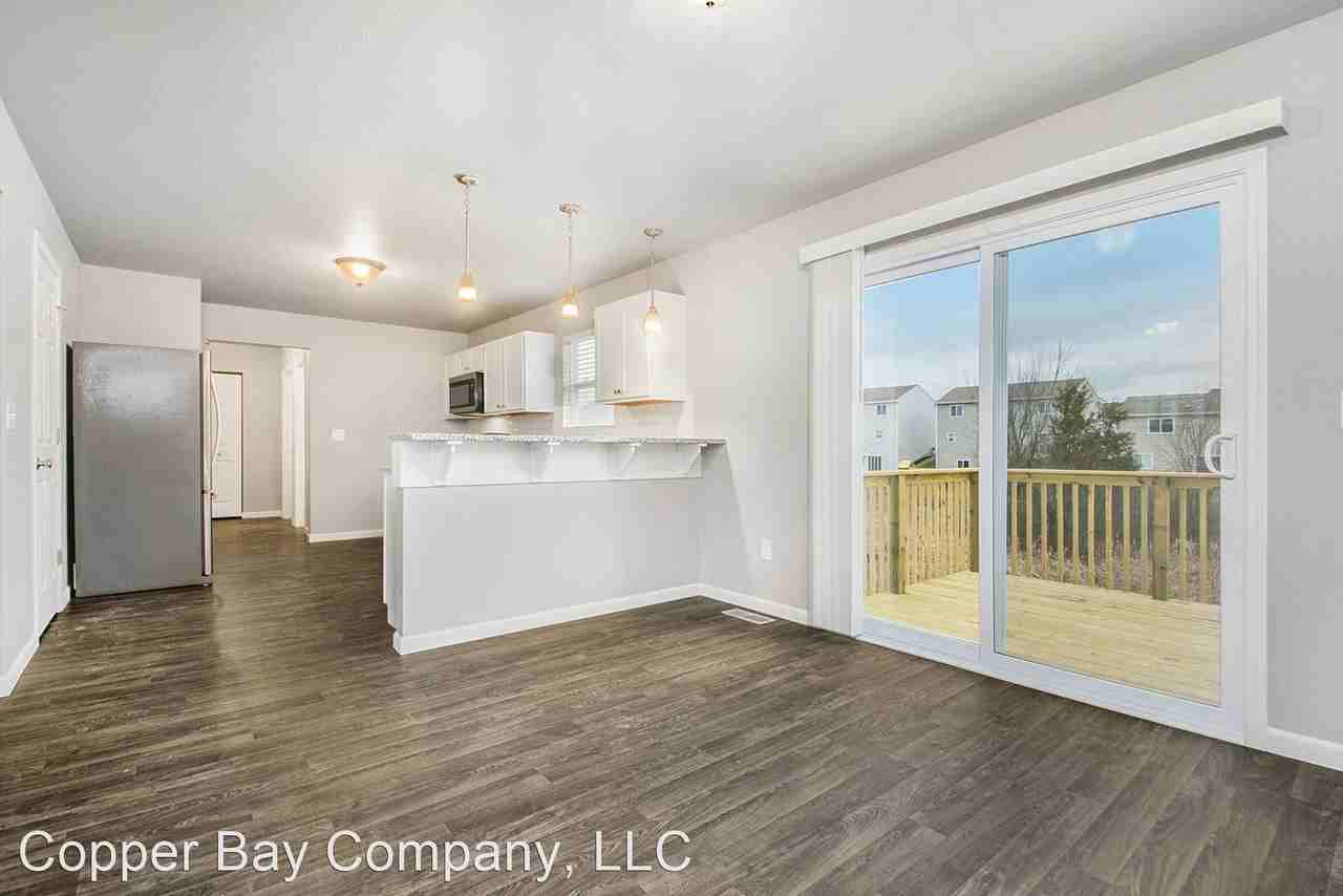 10691 Woodbushe Dr - Photo 3 of 27