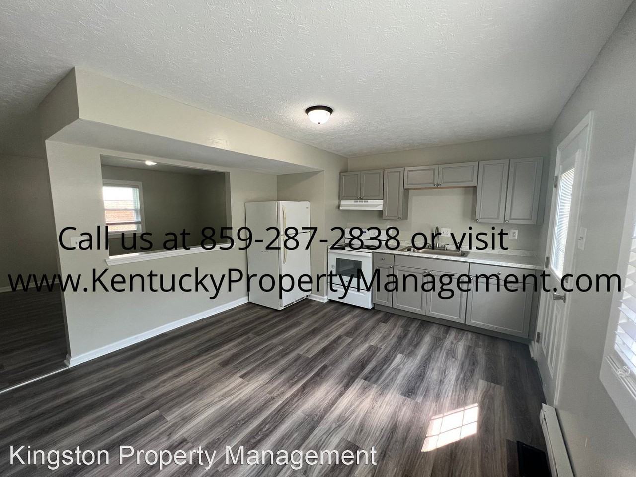 153 Bradford Dr - Photo 3 of 9