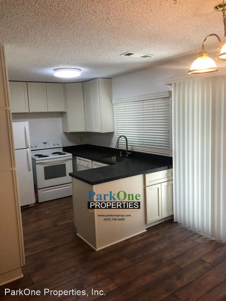 3270 Marlene Dr - Photo 3 of 25