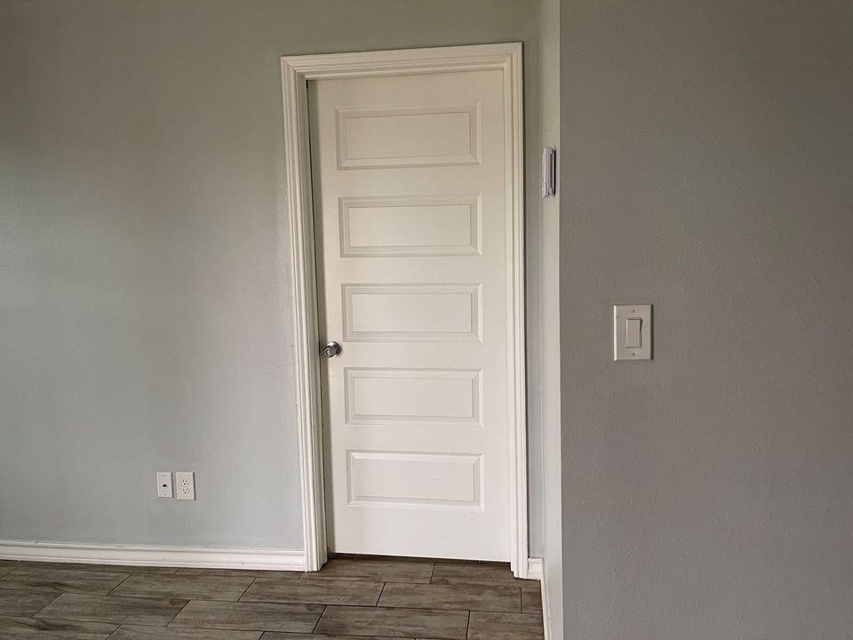 1314 Quitaca Dr - Photo 3 of 7