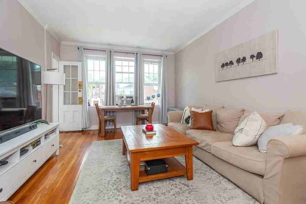 1746 Commonwealth Ave #4 - Photo 2 of 9