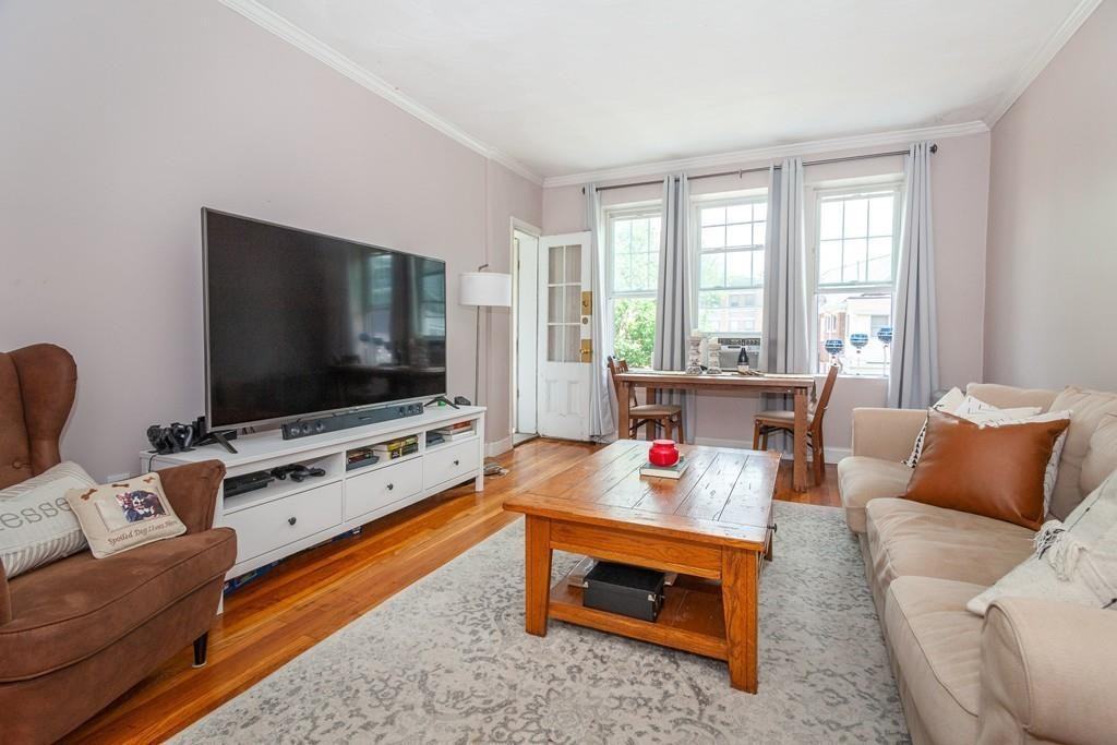 1746 Commonwealth Ave #4 - Photo 3 of 9