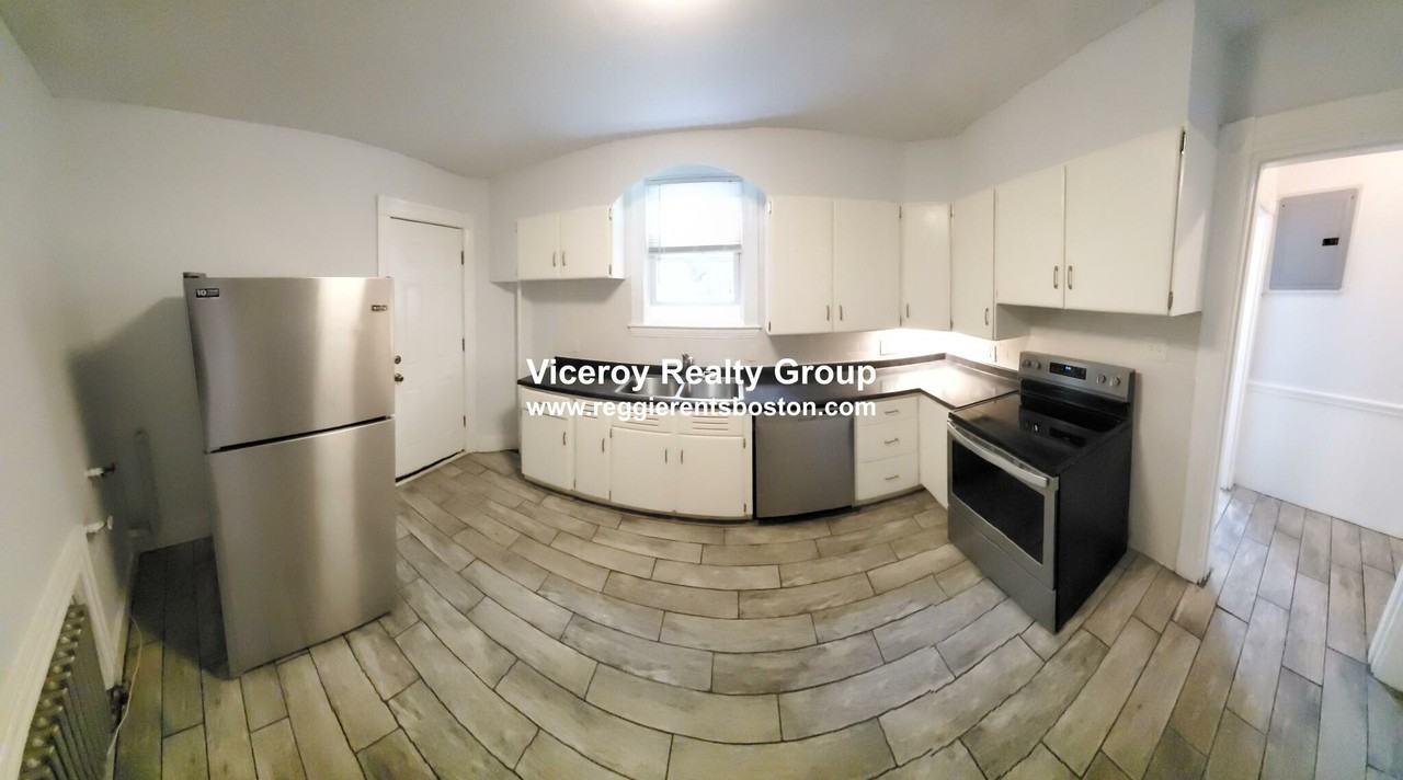 Rockland St #2 - Photo 2 of 12