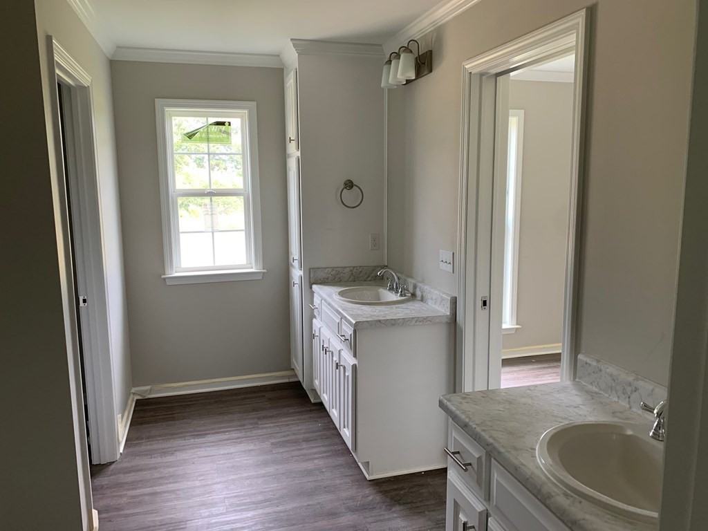 602 Ridgeland Rd - Photo 5 of 6