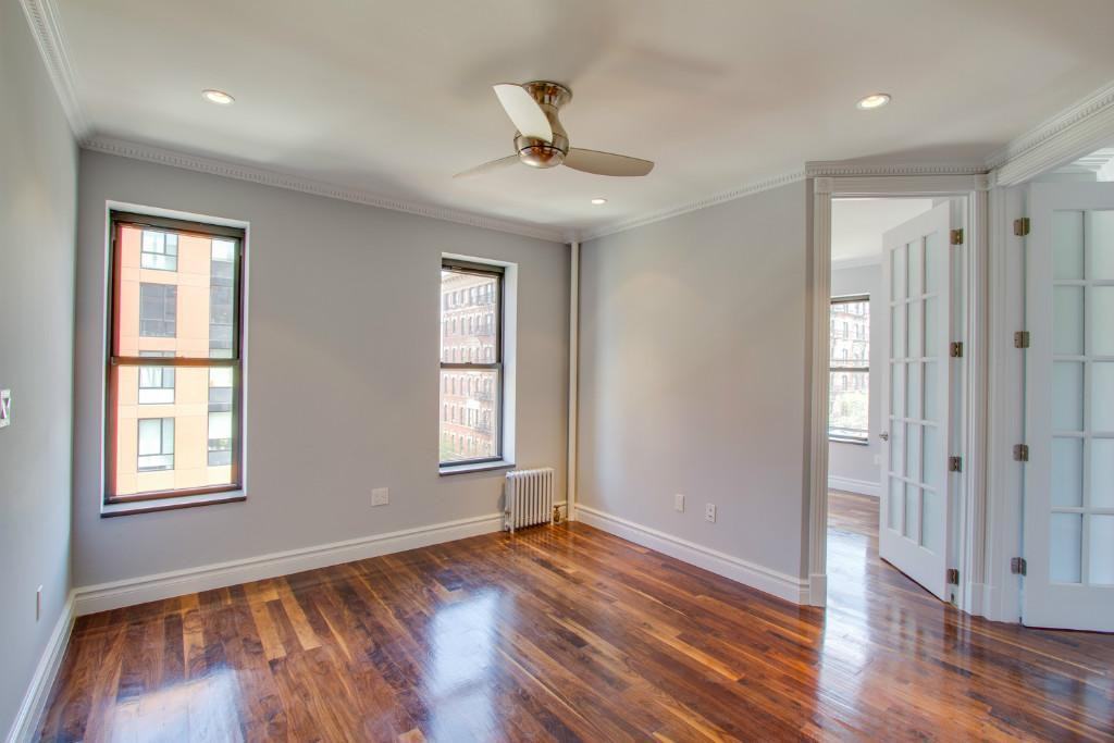 E 6th St #3 - Photo 4 of 8