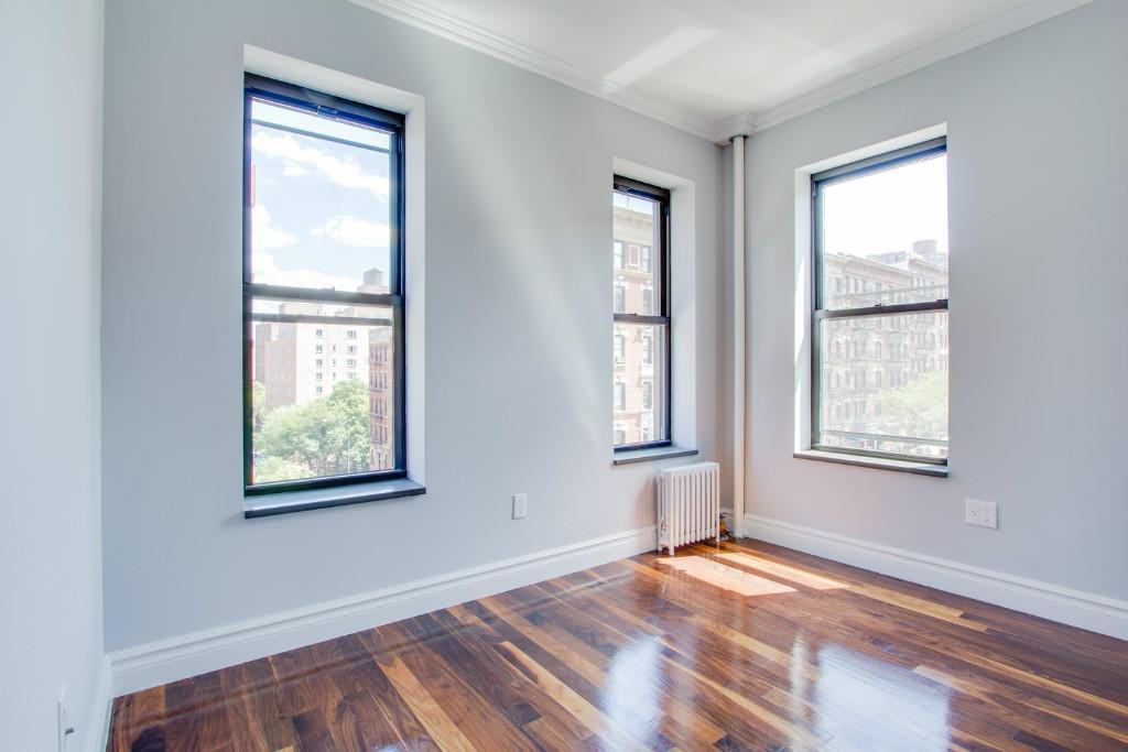 E 6th St #3 - Photo 6 of 8