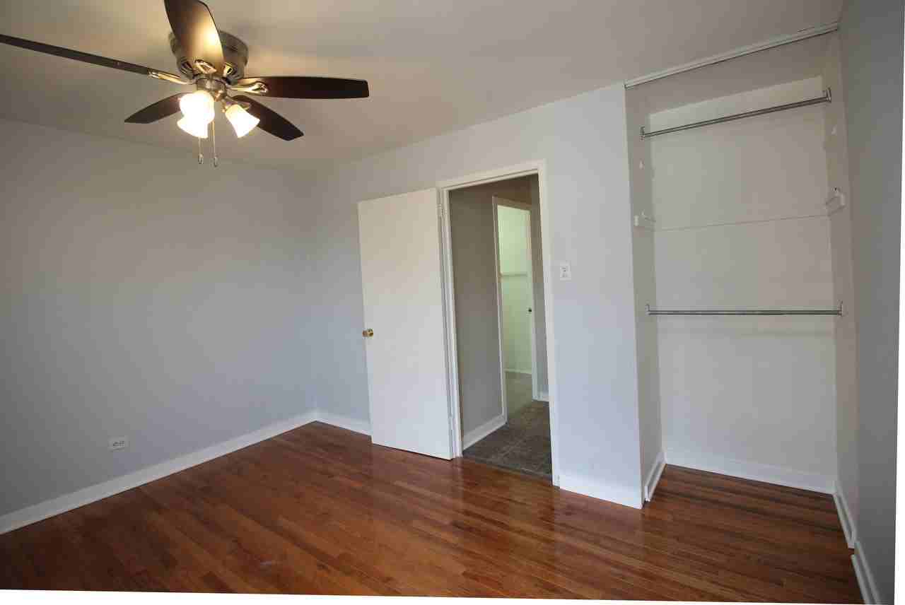 700 West Bittersweet Place #1009 - Photo 7 of 19