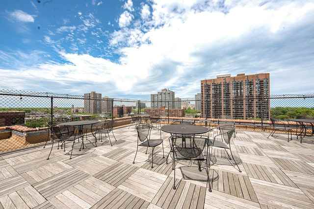 700 West Bittersweet Place #1009 - Photo 5 of 19