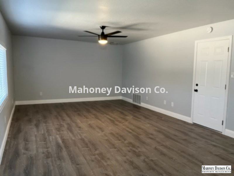 11 Betty Ct - Photo 3 of 11