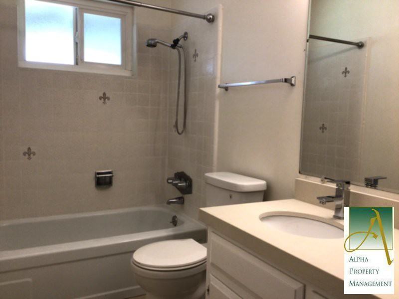 5418 Bartig Way - Photo 7 of 10