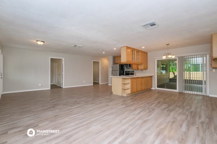3731 Dedrick Ct - Photo 3 of 16