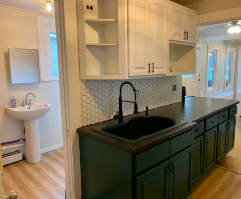 137 Main St #1 - Photo 2 of 8