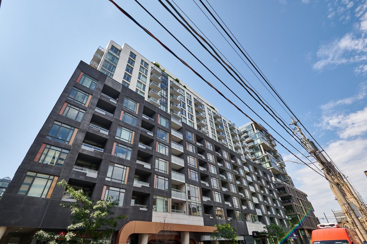 525 Adelaide Street West - Photo 2 of 20