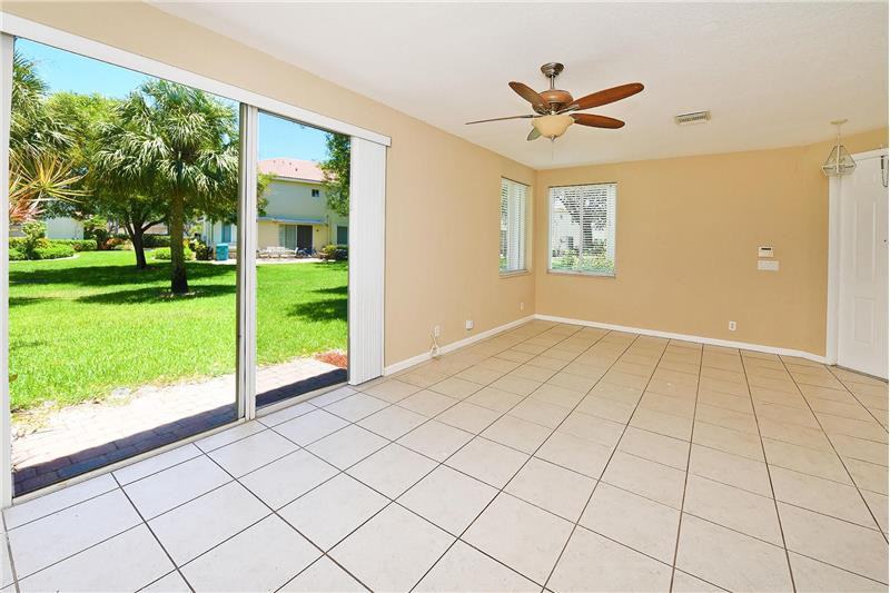 3021 N Evergreen Cir - Photo 2 of 26