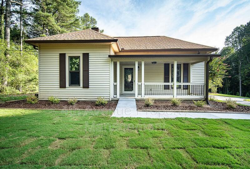 2531 E Maddox Rd - Photo 2 of 20