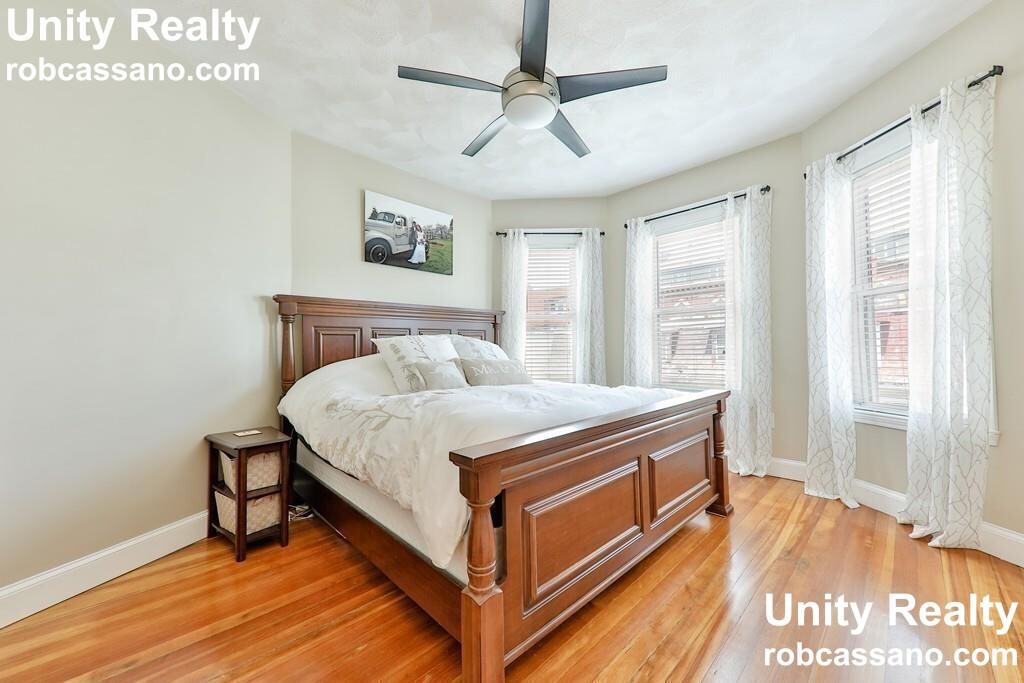 W 8th St #3 - Photo 5 of 15