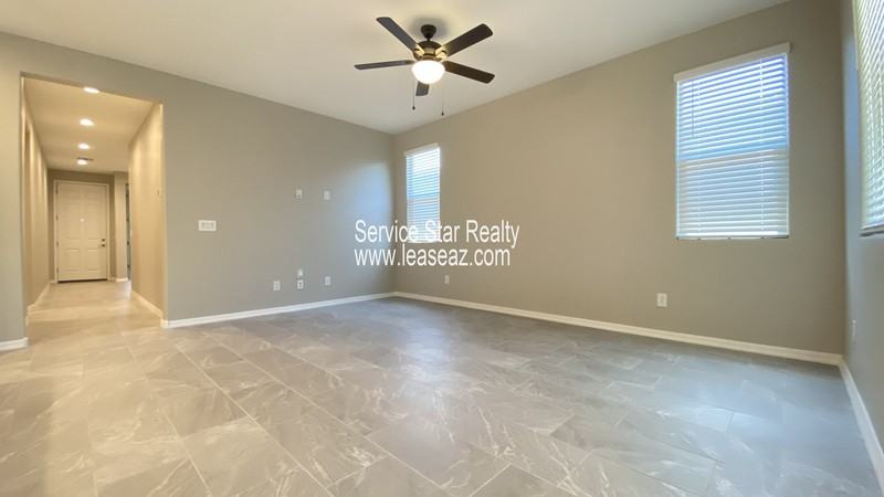 6718 W Discovery Dr - Photo 5 of 33