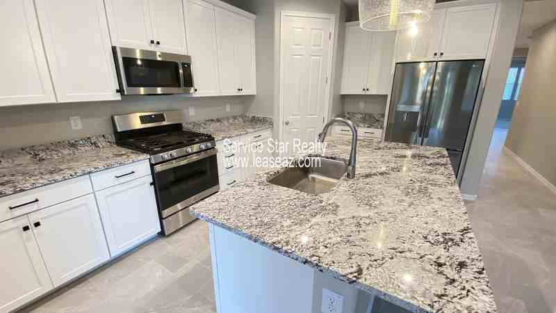 6718 W Discovery Dr - Photo 6 of 33