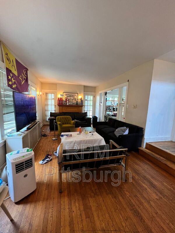 5318 Beeler St - Photo 3 of 13