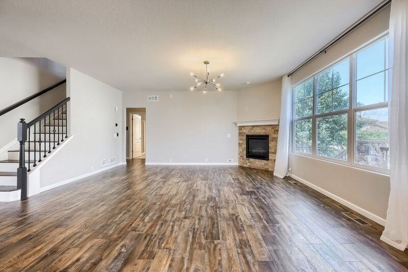 15927 Antora Peak Dr - Photo 2 of 43