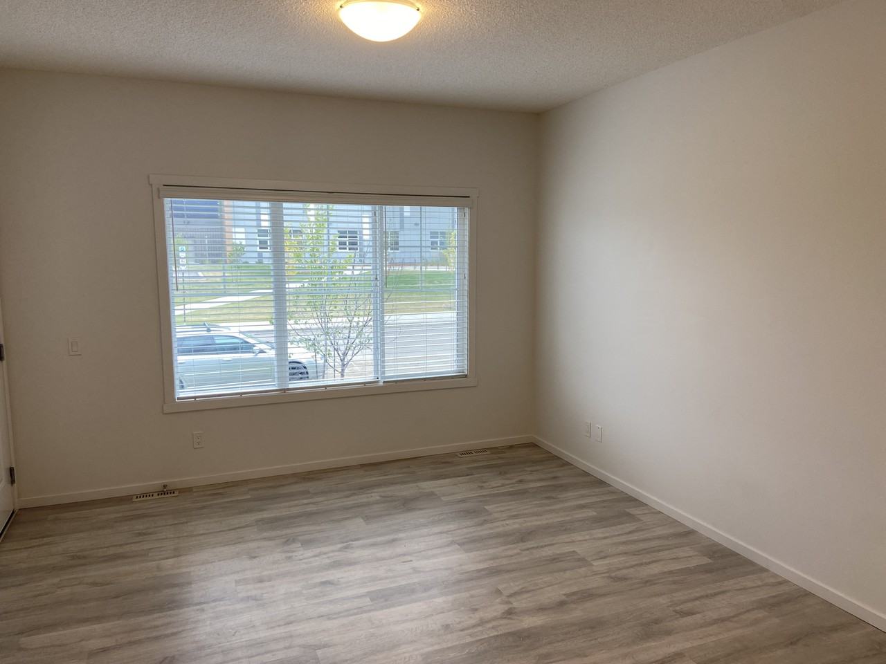 2737 Orchards Rd Sw - Photo 3 of 25