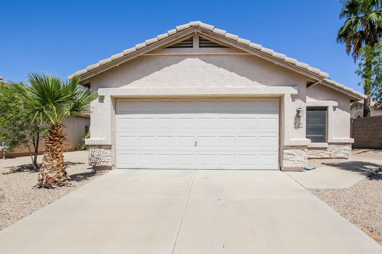 3420 E Marco Polo Rd - Photo 2 of 21