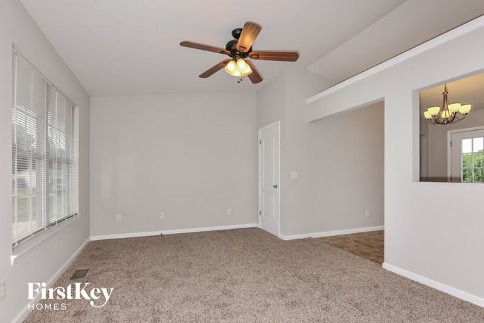 210 Beech Tree Dr - Photo 3 of 15