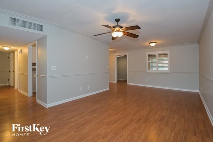 7602 E David Dr - Photo 2 of 15