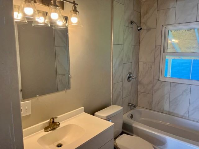 2766 Hiawatha St #1 - Photo 3 of 8