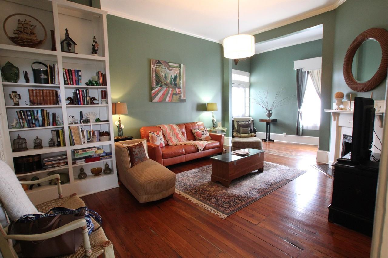 34 E Broad St - Photo 2 of 14