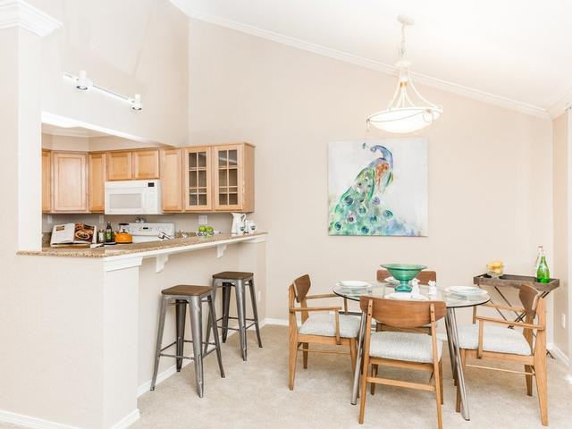 11330 Ne 36th Pl - Photo 3 of 19