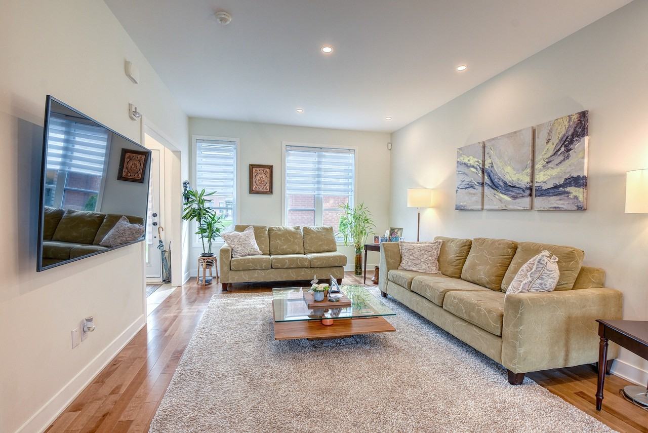 18562 Boulevard Gouin Ouest, Montréal, QC H9K 1A7 4 Bedroom Apartment