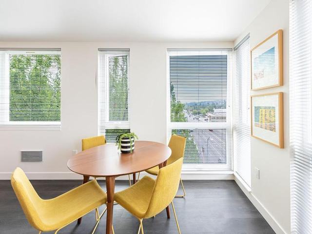 1601 S Lane St - Photo 2 of 31