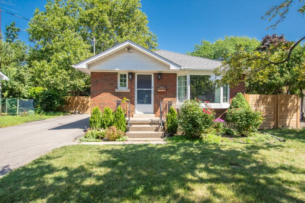 7 Roseland Avenue Apartments 7 Roseland Ave, St. Catharines, ON L2M