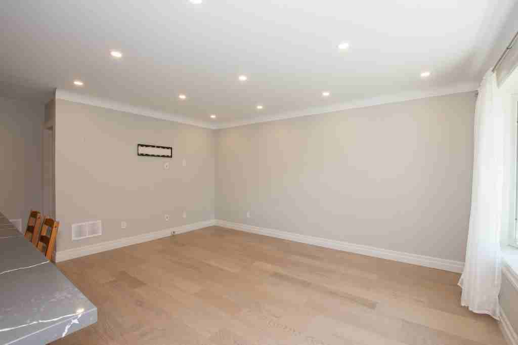 7 Roseland Avenue Apartments 7 Roseland Ave, St. Catharines, ON L2M