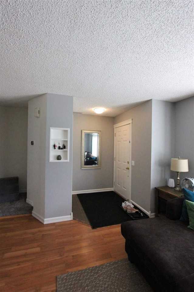 Meridian - Photo 3 of 22