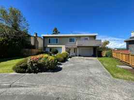 Bowen Dr & Winchelsea Crescent - Photo 1 of 1