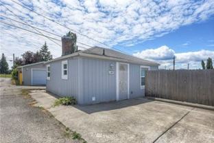 2109 11th St - Photo 1 of 1